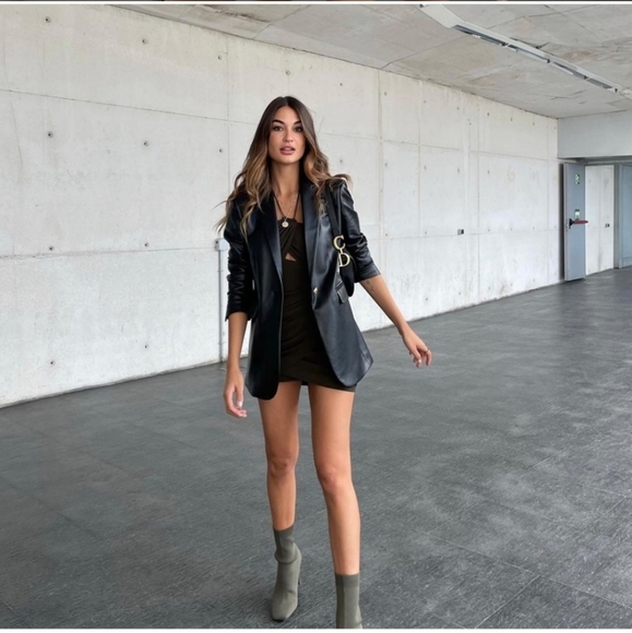 Zara Faux Leather Black Blazer - Picture 13 of 16